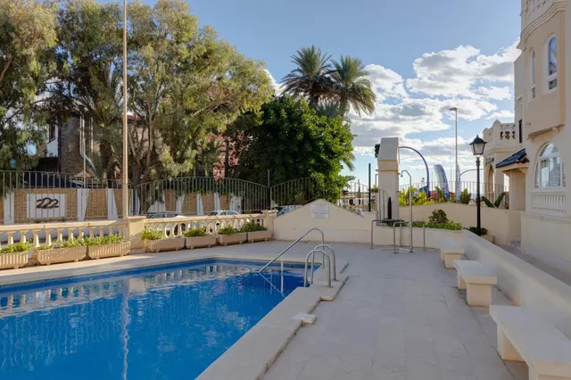 Venta Apartamento, Playa de Los Locos,  Primera línea de playa Torrevieja piscina comunitaria — 12