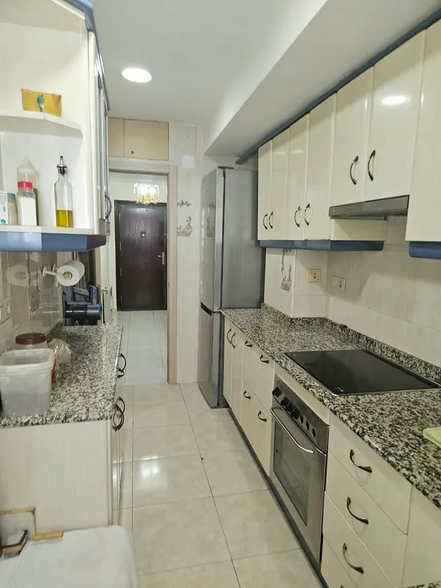 Amplio y acogedor piso en Los Ángeles, Alicante por solo €185,000 — 10