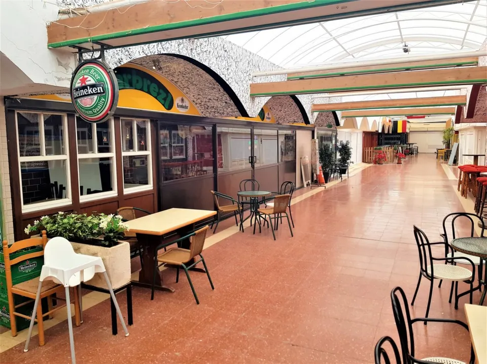 "ESTUPENDA OPORTUNIDAD DE NEGOCIO” en el centro comercial CITA" CON OPCION DE COMPRA"