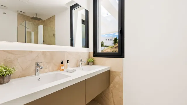 Chalet 5 habitaciones 625m² en venta - Costa del Sol — 14
