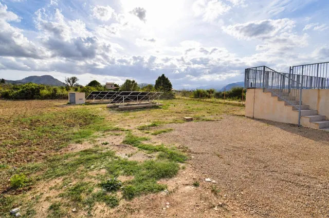 Finca con vivienda para alquiler de temporada en Alcudia — 29