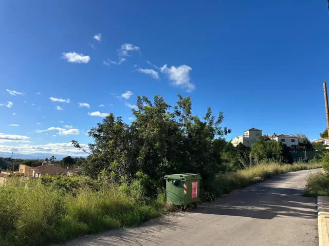 Terreno disponible en Urbanizacion Los Lagos — 13