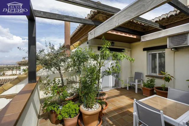 Ático en venta en La Zubia — 4