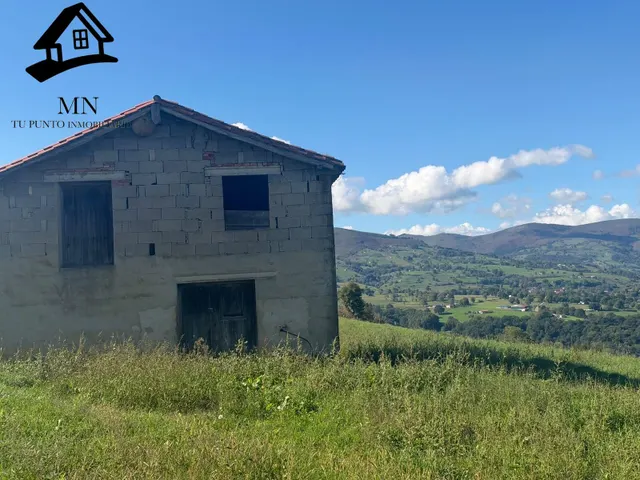Cabaña tradicional con excelente parcela y vistas panorámicas en Selaya — 9