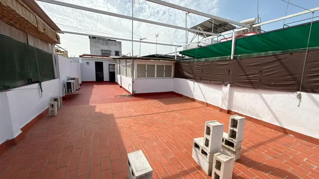 CASA DE PLANTA BAJA CON AZOTEA TRANSITABLE — 17