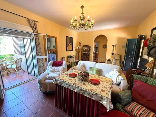 MAGNIFICO CHALET DE 610 m2  EN CASTILBLANCO DE LOS ARROYOS — 4