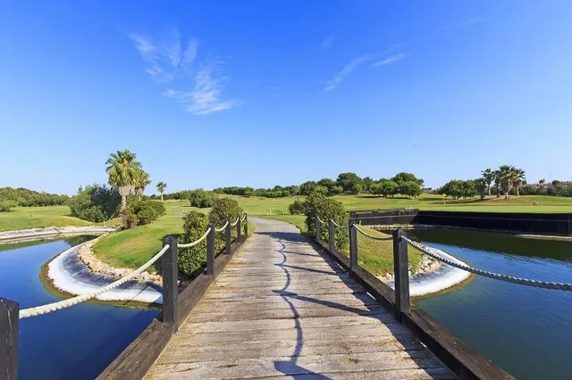 Exclusivo Residencial de bungalows cerca de los Campos del Golf — 28