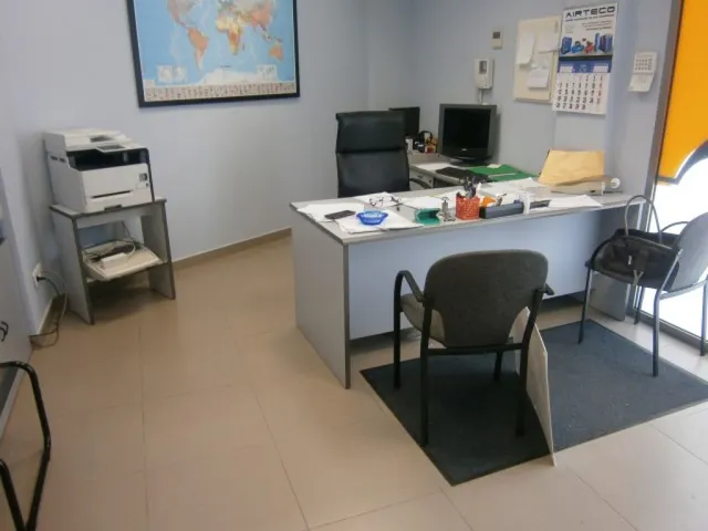 LOCAL COMERCIAL — 5
