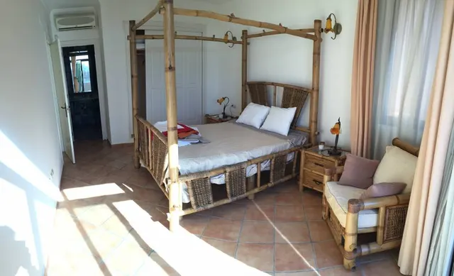 Gran Atico Duplex entre marbella y Estepona , lado playa 2º linea — 6