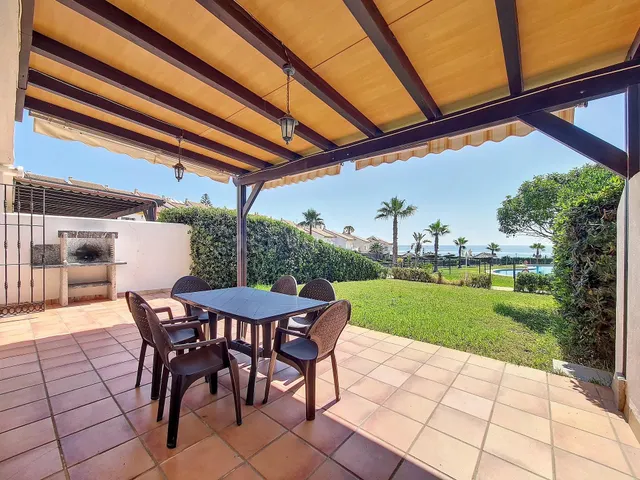 Casa 5 dorm. frente a la playa con vistas al mar!! - foto 3