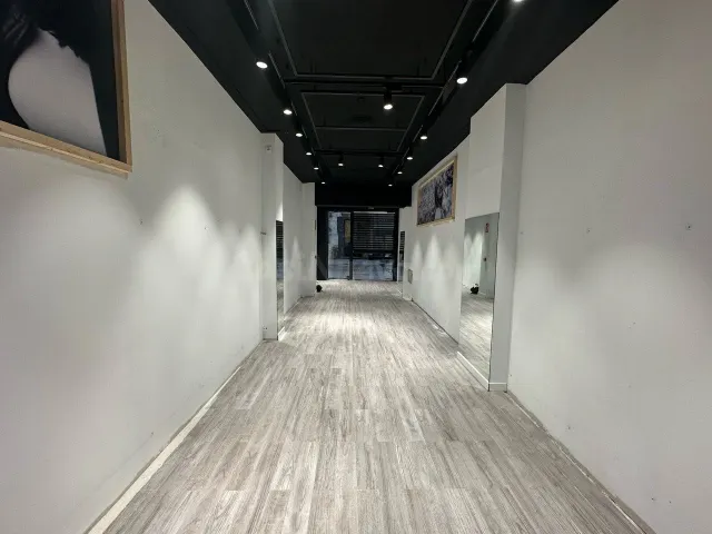 Local comercial en primera línea comercial EXCELENTE UBICACI - foto 4