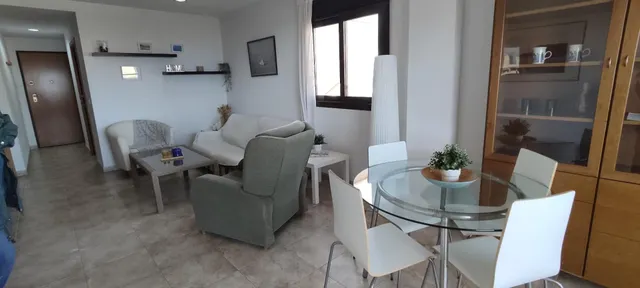 ALQUILER DE MAGNIFICO PISO CON VISTAS AL MAR — 7