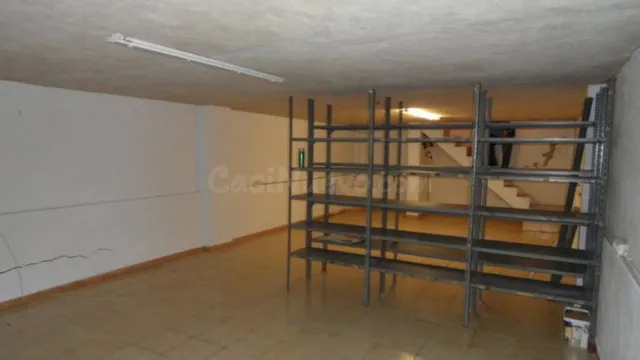 Local comercial 100m² en venta - Levante — 2
