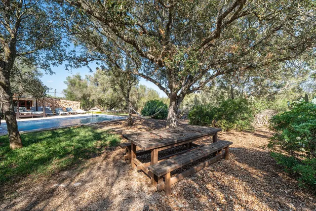 Villa de campo con piscina privada y casa de invitados . — 42