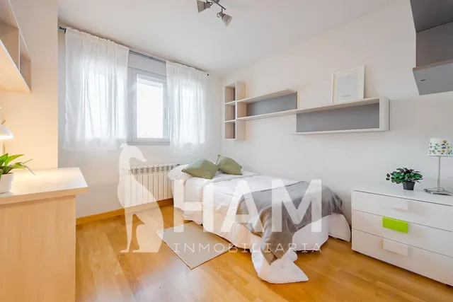 Habitación en C/ Clavel, 8 — 42
