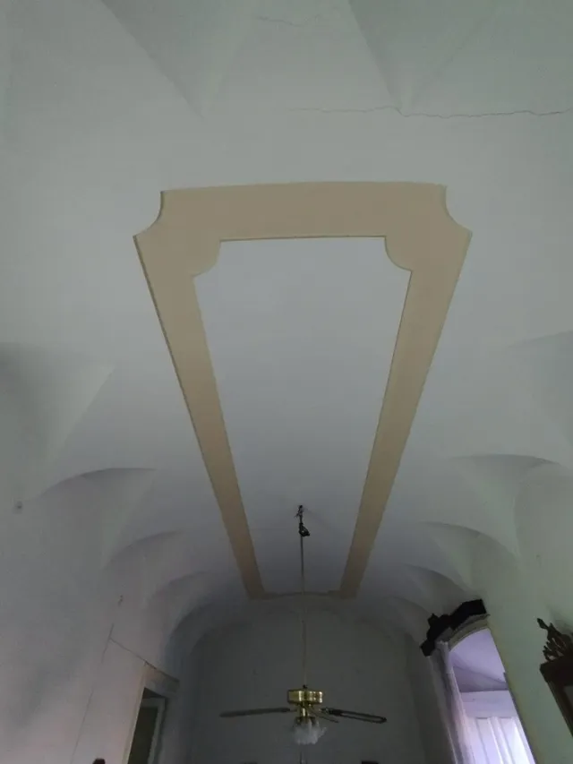 CASA PALACIO EN FUENTE DE CANTOS — 15