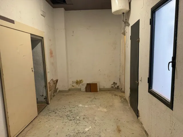 Local comercial - Carrer de l'Om — 13