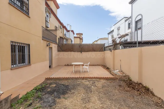 Alquiler de casa pareada en la mejor zona de Gojar - foto 4