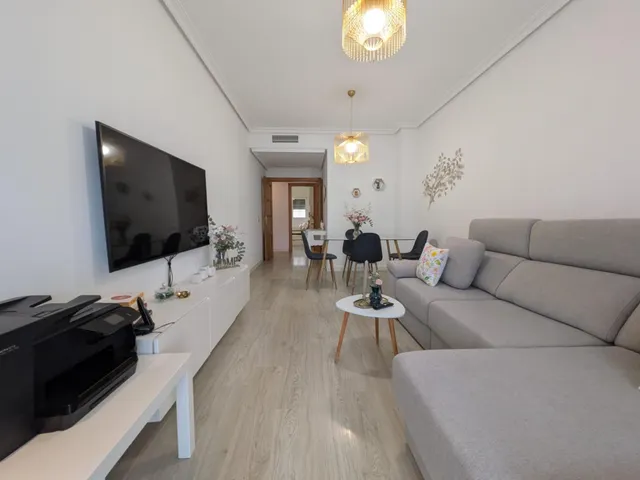AMPLIO PISO DE 3 DORMITORIOS CON PATIO DE 55 M2 EN EL CENTRO DE SANTOMERA — 6