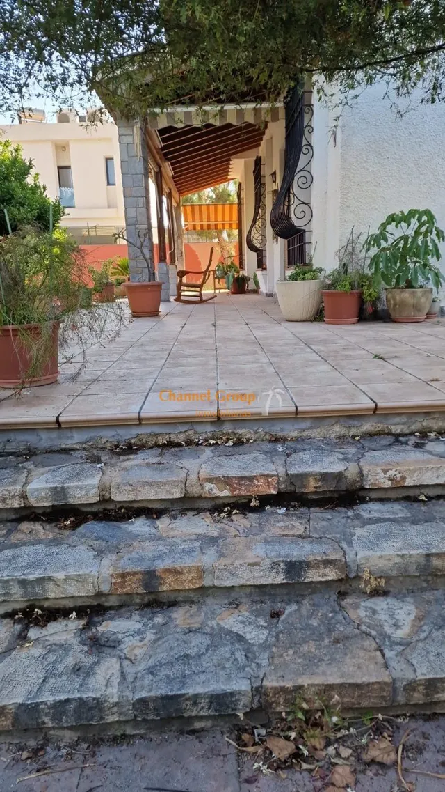 SE VENDE CHALET EN ELCHE — 6
