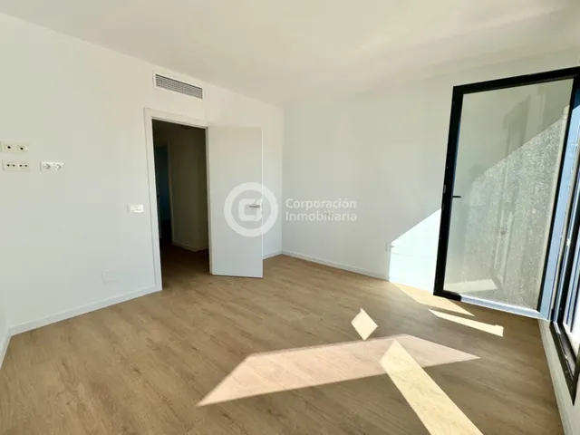 Ático de 2 dormitorios con 2 terrazas en el centro de Lorca — 16