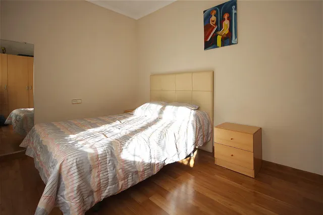 AMPLIO CHALET INDEPENDIENTE EN VENTA EN SIERRA PERENCHIZA — 25