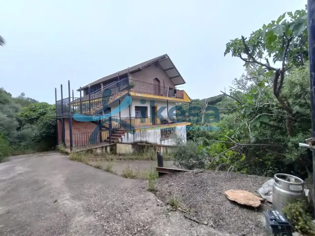 Venta de Chalet con parcela independiente sin posesión (no v - foto 2