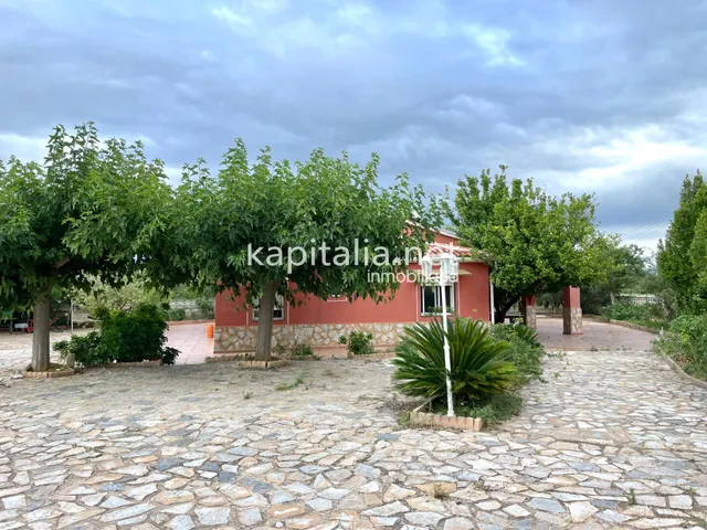 Casa de campo a la venta en Ontinyent. — 17