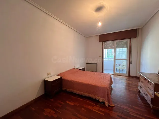 Amplio Piso en Venta en A Ponte, Ourense por €195.000