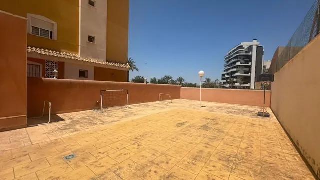 Apartamento 2 habitaciones 70m² en venta - Avenida del puerto — 30