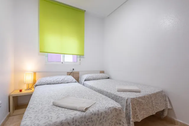 Luminoso apartamento de 3 dormitorios, 2 baños + trastero — 18