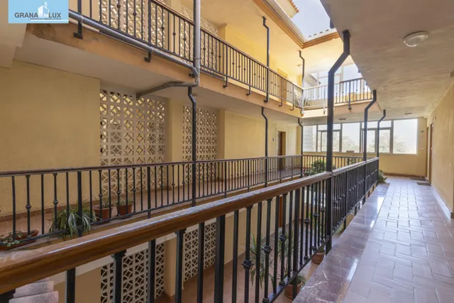 Espectacular piso reformado en Gójar — 36