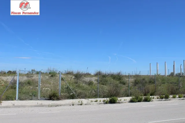 Venta de suelo de 20.000 m2 en Polígono Sector XXV — 7