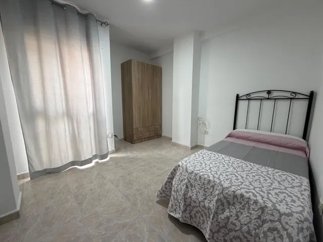 PISO ALQUILER LARGA DURACIÓN — 16