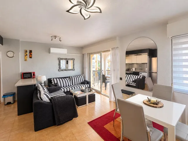 Apartamento con vistas al mar en venta en Torrevieja — 7