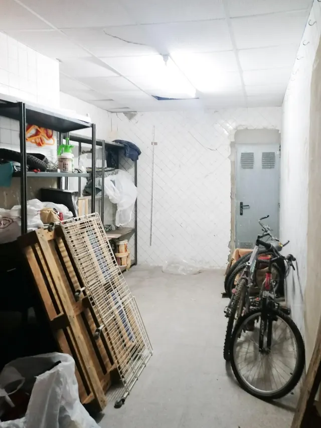 BAJO COMERCIAL CON POSIBILIDAD DE VIVIENDA EN VENTA — 4