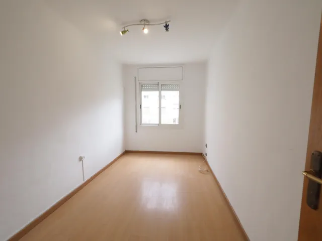 SE VENDE PISO EN RIPOLLET, CONA CAN MAS — 13