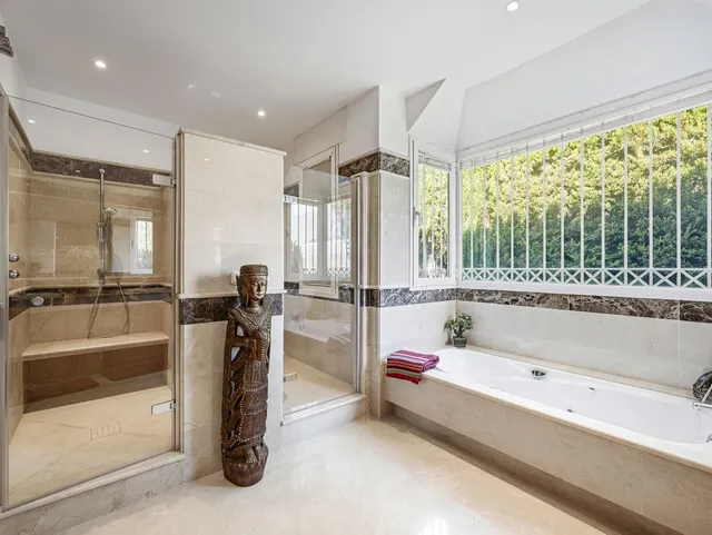 Chalet 7 habitaciones 660m² en venta - Marbella — 39
