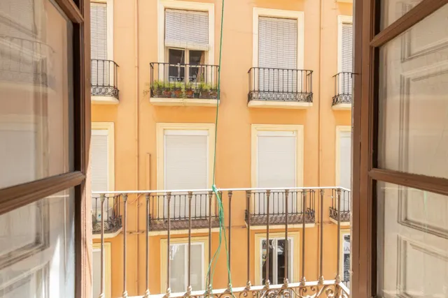 Edificio en en el centro Granada — 32