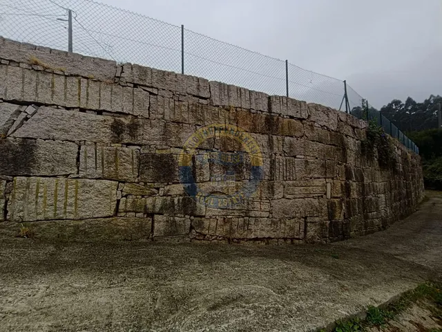Terreno edificable en Beade (Vigo) con vistas panorámicas. — 6