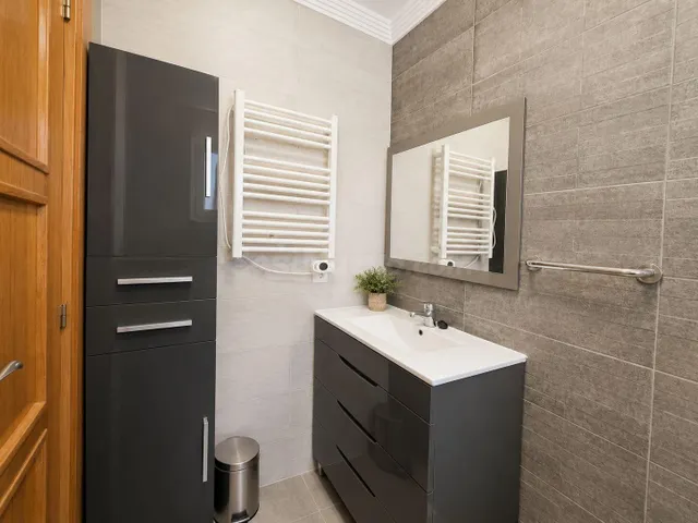 CASA ADOSADA DE 2 DORMITORIOS ORIENTADA AL SUR CON JARDÍN Y PISCINA PRIVADOS | TORREVIEJA — 13