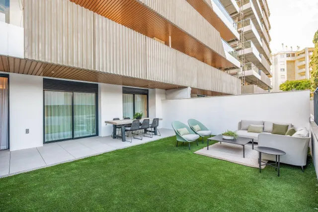 Fuengirola - Primera Planta de lujo - 3 dormitorios - garaje - trastero - piscina - spa — 5