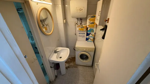 Amplio Local Comercial en Puerto de Castellón por €250,000 — 20