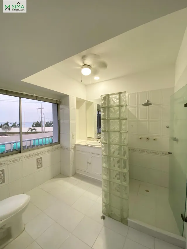 Casa 4 habitaciones 290m² en alquiler - Castillogrande — 11