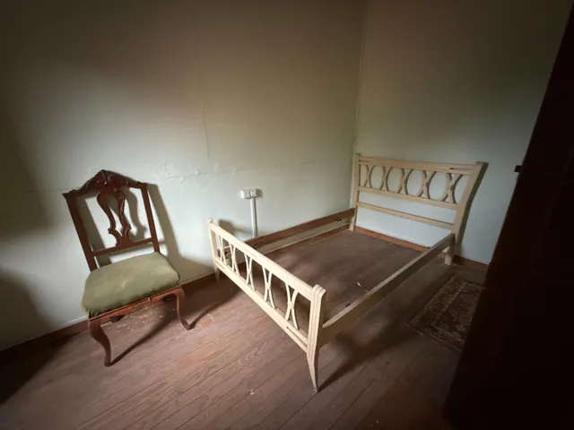 SE VENDE CASA CON PARCELA EN SANDIAS. — 32