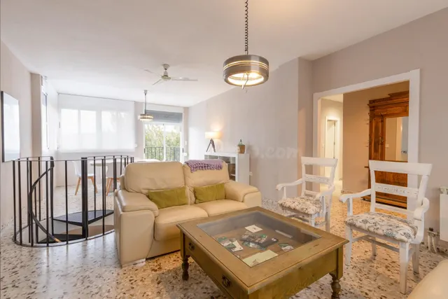 ESPECTACULAR CASA CON LICENCIA TURISTICA EN HUETOR SANTILLAN - foto 5