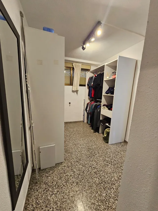 Dos viviendas con posibilidad de crear un gran piso. — 21