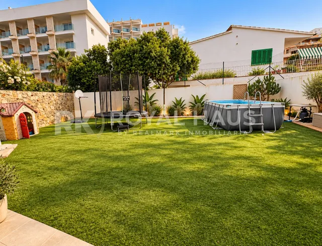 CASA CON 300m DE TERRAZA CERCA DEL MAR — 13