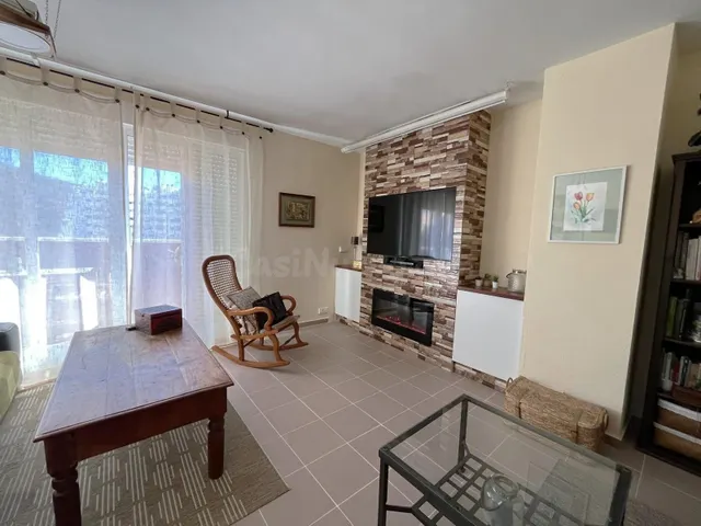 Ático dúplex con solárium en la Cala de Vilajoyosa - foto 2