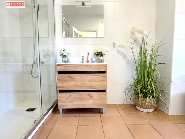 Amplia casa con piscina, chimenea y zona chill out en Cunit !!! — 42